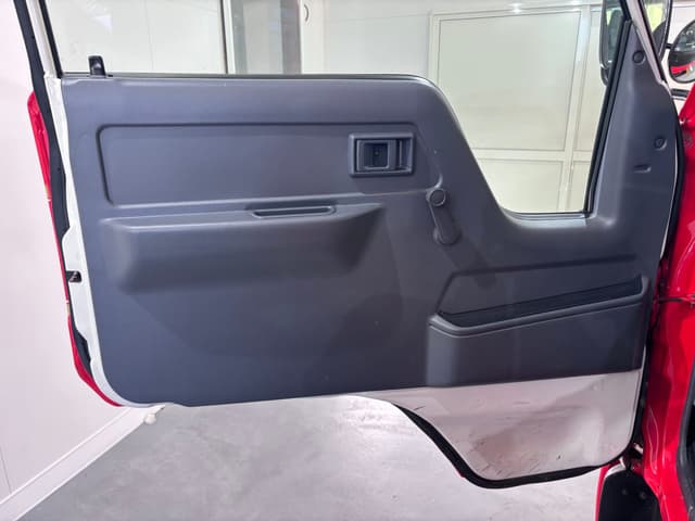 2000 Toyota Dyna JDM car for sale — photo 20 of 25