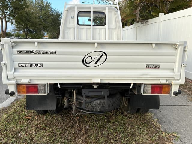 1997 Nissan Vanette JDM car for sale — photo 6 of 12