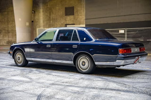 1994 Toyota Century JDM car for sale — photo 16 of 21