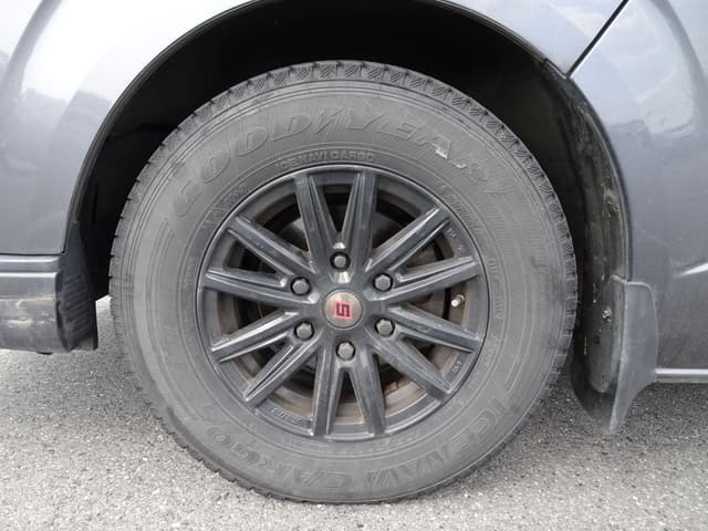 2007 Toyota HiAce JDM car for sale — photo 9 of 25
