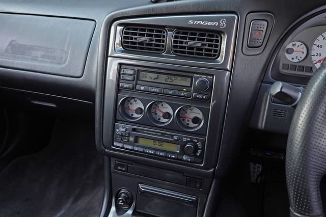 2000 Nissan Stagea JDM car for sale — photo 24 of 25
