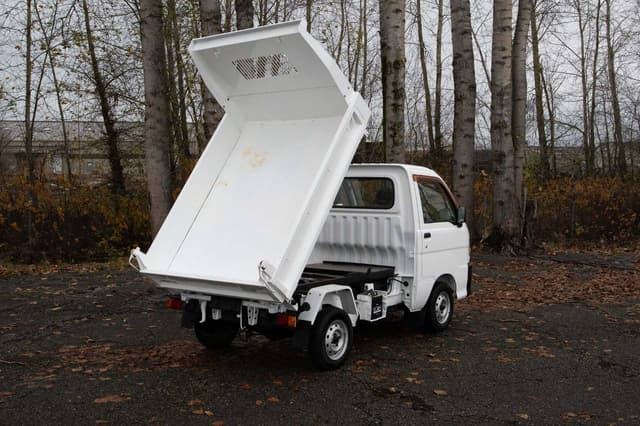 1999 Daihatsu Hijet JDM car for sale — photo 8 of 17