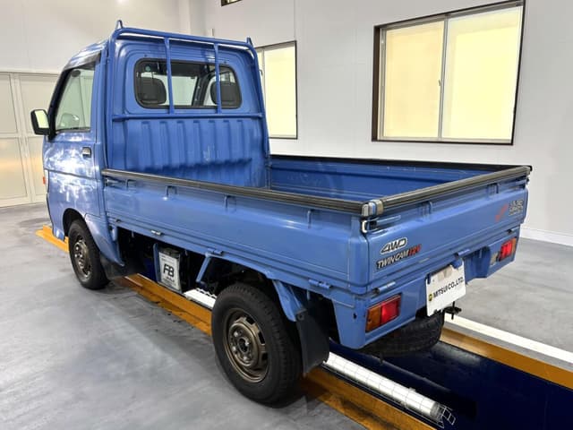 1996 Daihatsu Hijet JDM car for sale — photo 3 of 25
