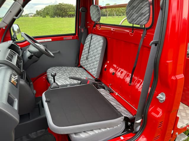 2001 Daihatsu Hijet JDM car for sale — photo 24 of 25