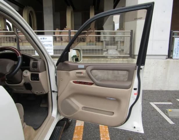 2001 Toyota Land Cruiser Prado JDM car for sale — photo 13 of 14