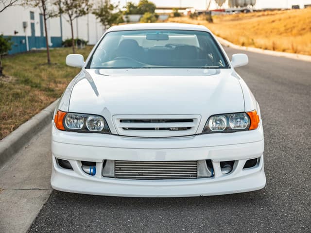 1998 Toyota Chaser JDM car for sale — photo 4 of 25