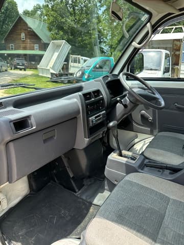 1997 Mitsubishi Minicab JDM car for sale — photo 15 of 25