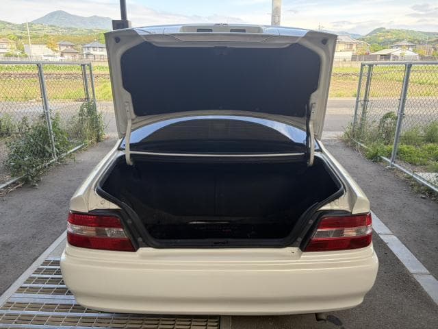 1997 Toyota Chaser JDM car for sale — photo 9 of 21