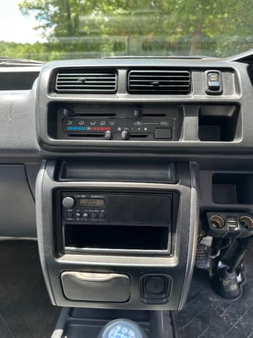 2000 Daihatsu Hijet JDM car for sale — photo 19 of 23
