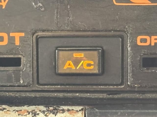 1991 Suzuki Jimny JDM car for sale — photo 12 of 25