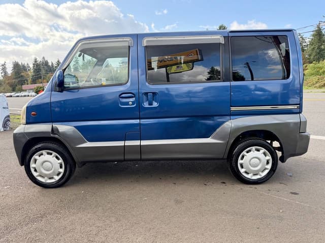1999 Mitsubishi Town Box JDM car for sale — photo 5 of 25