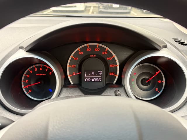 2009 Honda Fit JDM car for sale — photo 10 of 16
