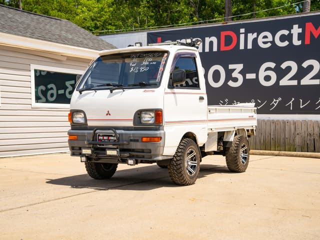 1995 Mitsubishi Minicab JDM car for sale — photo 3 of 19