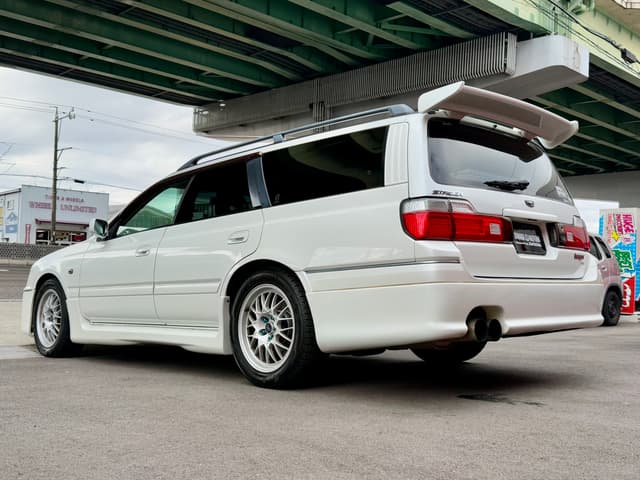 1999 Nissan Stagea JDM car for sale — photo 18 of 25