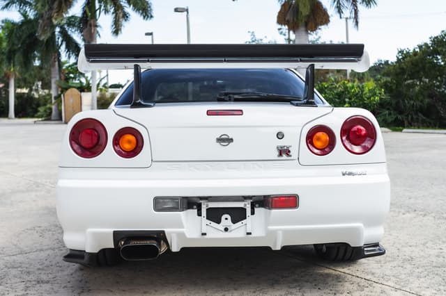1999 Nissan Skyline JDM car for sale — photo 6 of 23