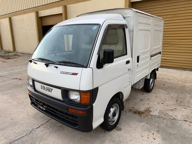 1998 Daihatsu Hijet JDM car for sale — photo 4 of 17