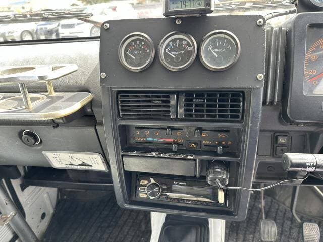 1992 Suzuki Jimny JDM car for sale — photo 13 of 13