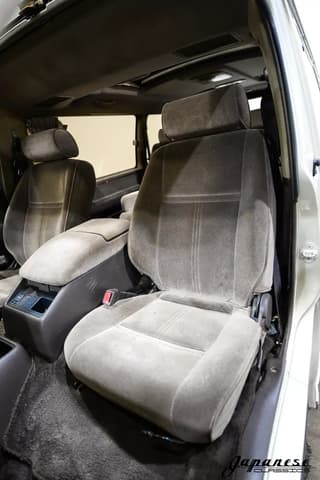 1997 Toyota HiAce JDM car for sale — photo 16 of 25