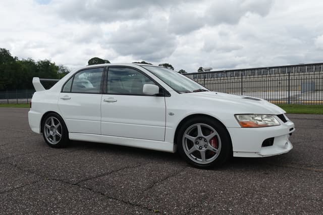 2001 Mitsubishi Lancer Evolution JDM car for sale — photo 4 of 18