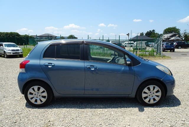 2008 Toyota Vitz JDM car for sale — photo 6 of 25