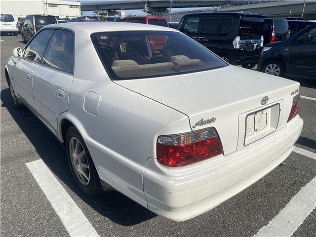 2001 Toyota Chaser JDM car for sale — photo 4 of 5