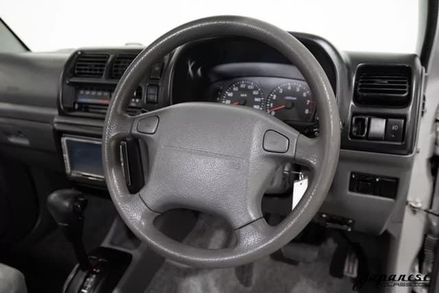 1998 Suzuki Jimny JDM car for sale — photo 12 of 25