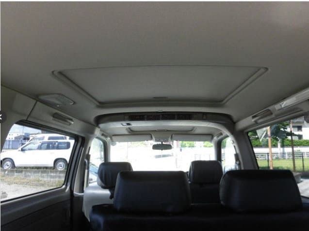 1997 Honda Stepwagon JDM car for sale — photo 10 of 18