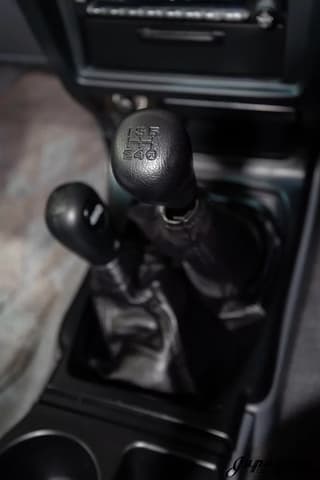 1999 Toyota Hilux Surf JDM car for sale — photo 11 of 25
