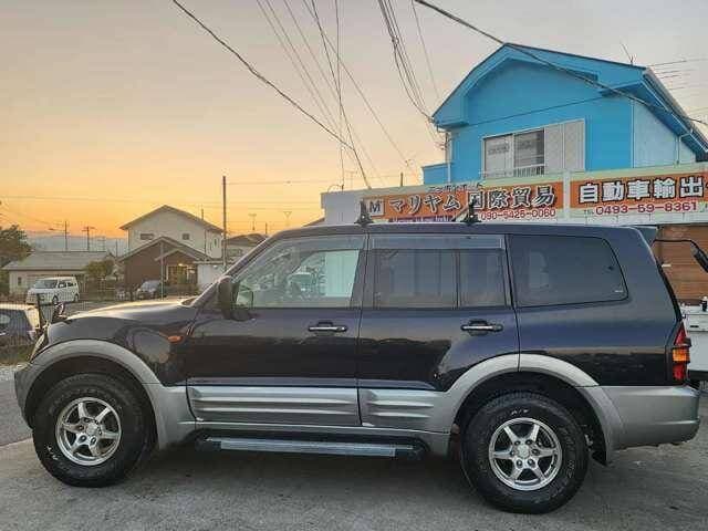 2001 Mitsubishi Pajero JDM car for sale — photo 4 of 20