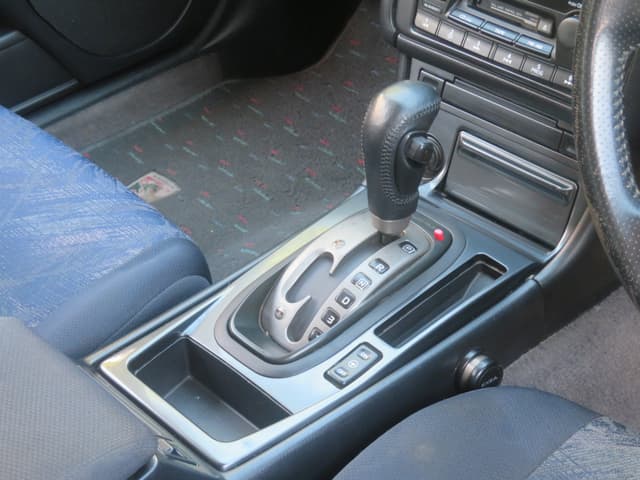 2000 Nissan Stagea JDM car for sale — photo 16 of 25