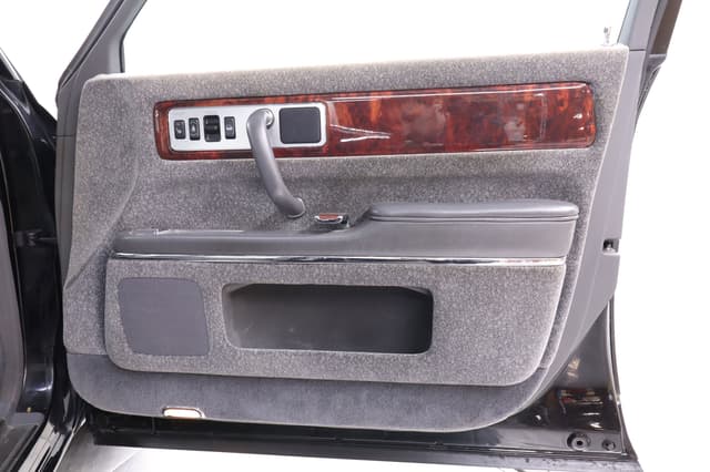 1997 Toyota Century JDM car for sale — photo 22 of 25
