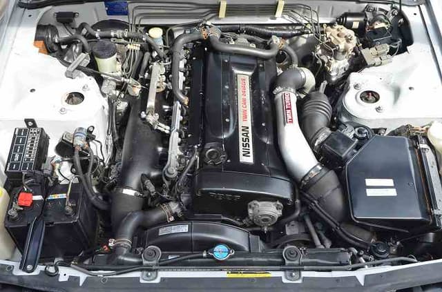 1994 Nissan Skyline JDM car for sale — photo 9 of 11