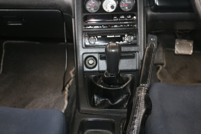 1993 Nissan Skyline JDM car for sale — photo 11 of 25