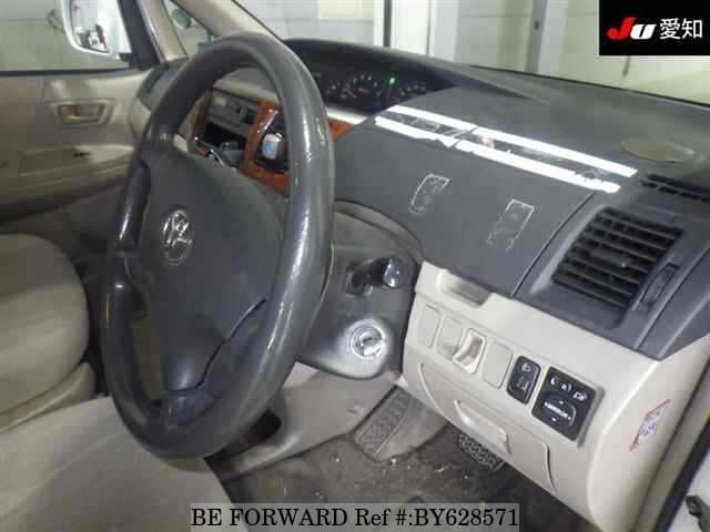 2003 Toyota Noah JDM car for sale — photo 4 of 8