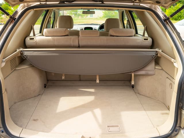 1999 Toyota Harrier JDM car for sale — photo 15 of 16