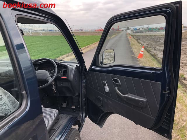 1996 Suzuki Every JDM car for sale — photo 13 of 21