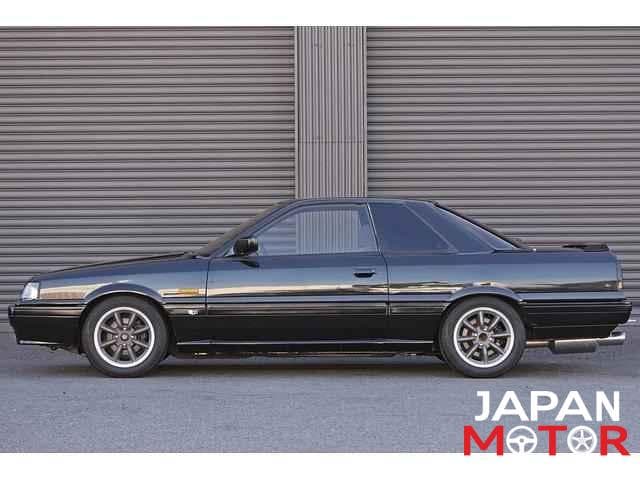 1987 Nissan Skyline JDM car for sale — photo 3 of 10