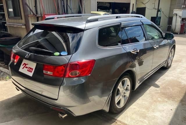 2009 Honda Accord JDM car for sale — photo 9 of 20