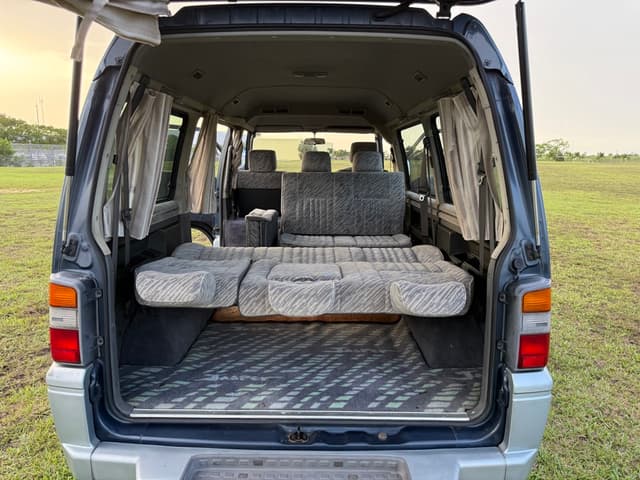 1993 Mitsubishi Delica JDM car for sale — photo 9 of 16