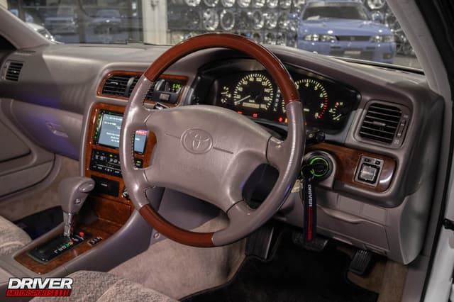 2001 Toyota Chaser JDM car for sale — photo 13 of 25