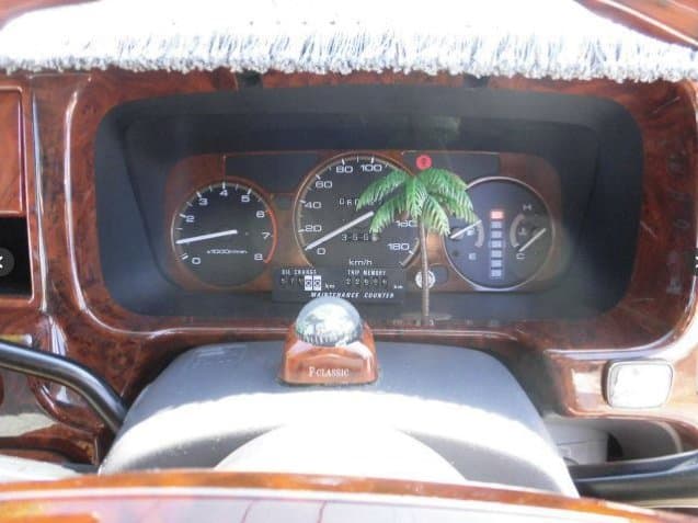 1997 Honda Stepwagon JDM car for sale — photo 11 of 18