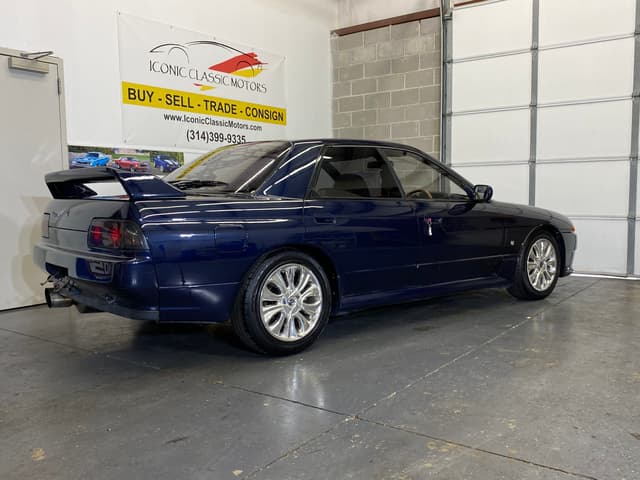 1990 Nissan Skyline JDM car for sale — photo 8 of 21