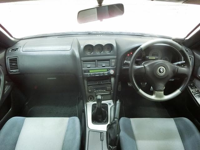 2001 Nissan Skyline JDM car for sale — photo 7 of 25