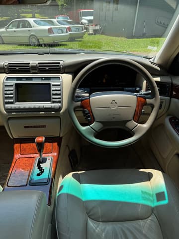 2000 Toyota Crown JDM car for sale — photo 16 of 25