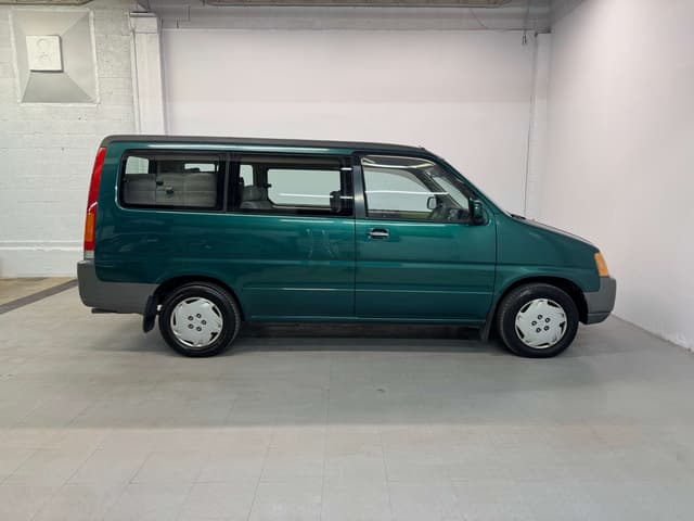 1996 Honda Stepwagon JDM car for sale — photo 22 of 25