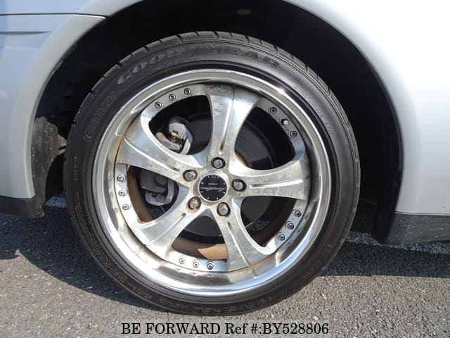 1999 Nissan Gloria JDM car for sale — photo 9 of 25