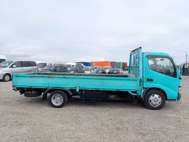 2004 Toyota Dyna JDM car for sale — photo 6 of 10