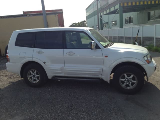 2001 Mitsubishi Pajero JDM car for sale — photo 3 of 5