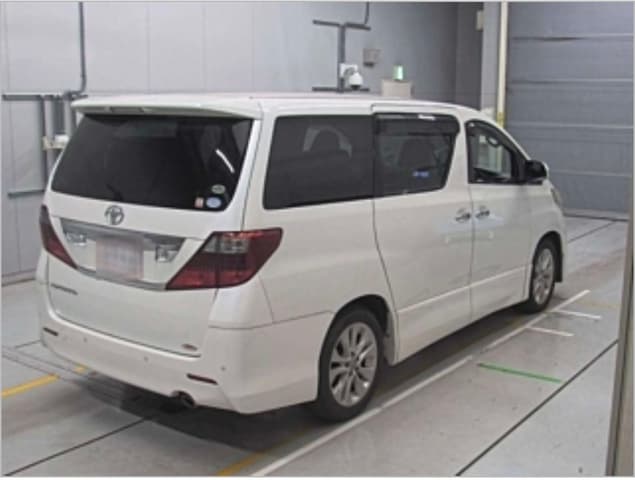 2011 Toyota Alphard JDM car for sale — photo 2 of 4