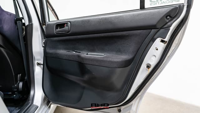 2001 Mitsubishi Lancer Evolution JDM car for sale — photo 24 of 25